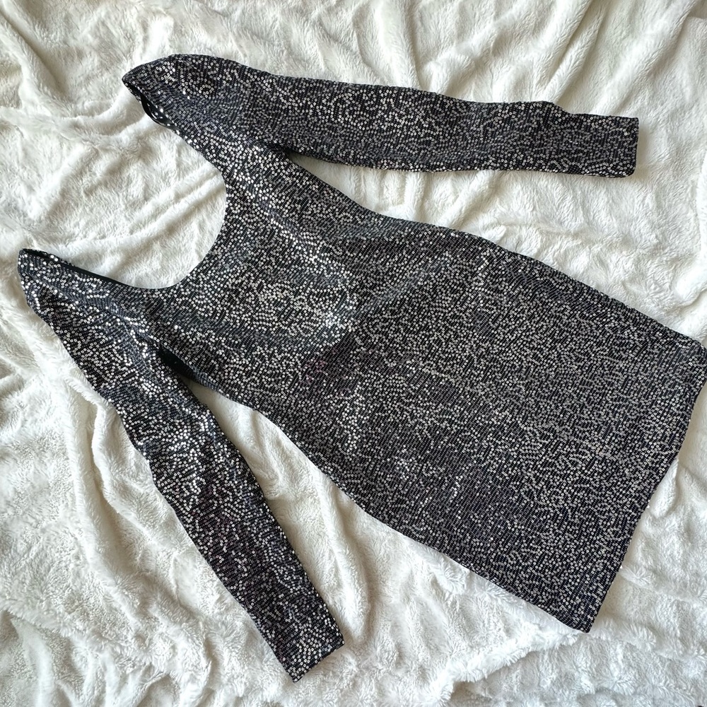 ArdenB backless long sleeve sequins dress